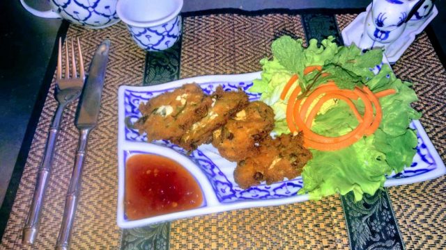 Découvrez Banthai à Toulon, un restaurant thaïlandais proposant une cuisine authentique et savoureuse. Plats traditionnels thaïs préparés avec des ingrédients frais. Réservez une table !