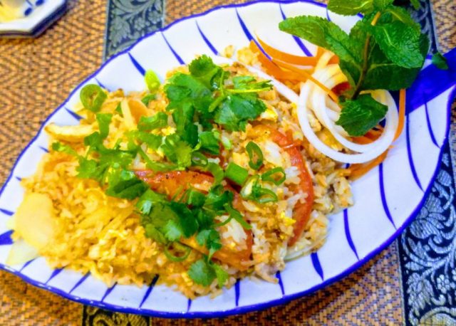 Découvrez Banthai à Toulon, un restaurant thaïlandais proposant une cuisine authentique et savoureuse. Plats traditionnels thaïs préparés avec des ingrédients frais. Réservez une table !